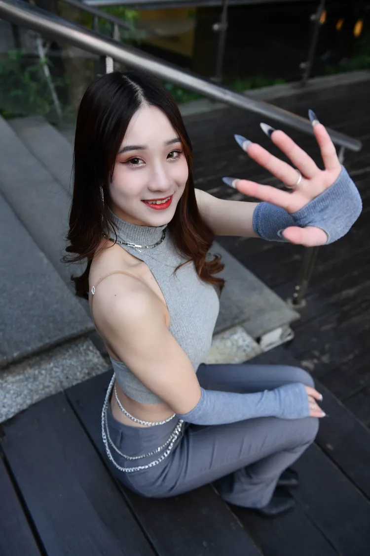 敏敏是個活潑大方的女孩。彭欣偉攝