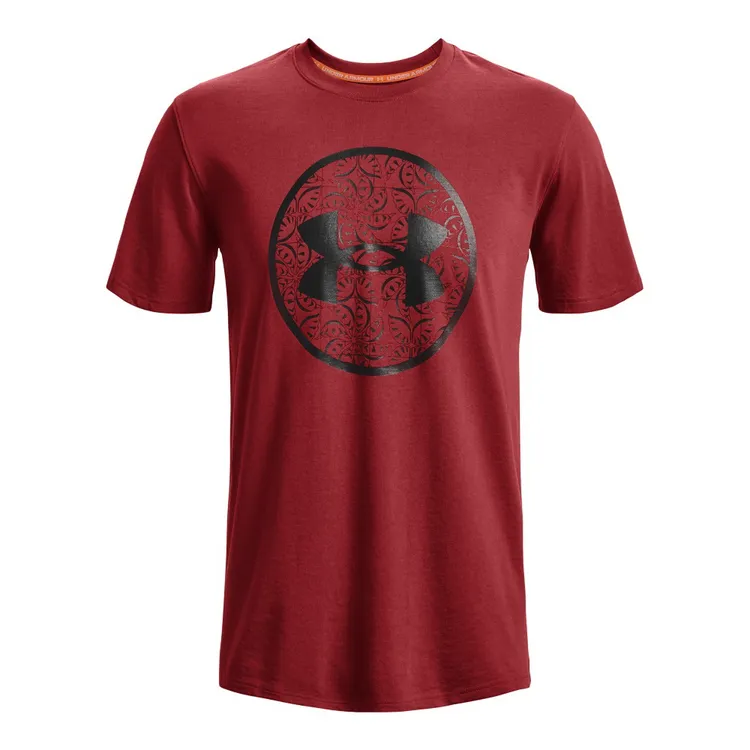 男款紅色短袖T恤，1480元。品牌提供