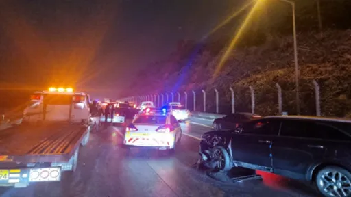 40輛車撞成一團！南韓高速公路1死30傷　抬擔架狂奔車陣搶救