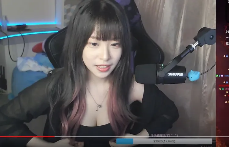 「妲妲咬果凍」曾經在直播上抖奶。翻攝自 Twitch亂剪嘟嘟貓的YT頻道