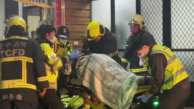 救出的人無生命跡象。民眾提供