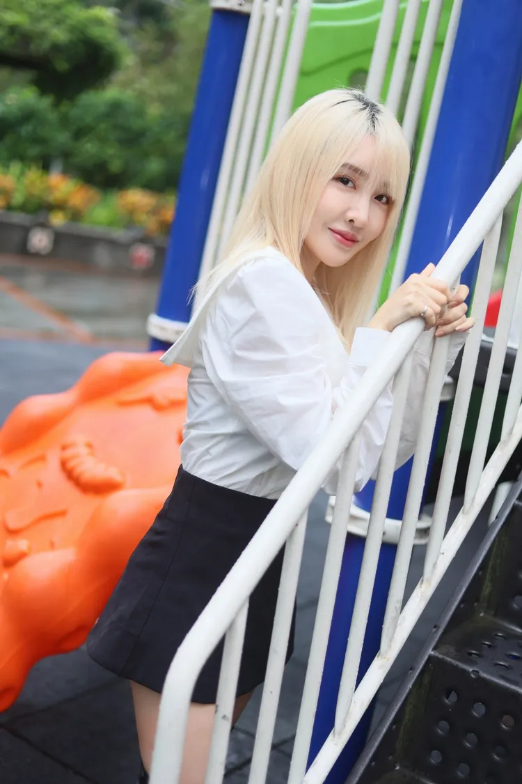 曾經把愛情看得很重，受了傷，張若凡現在把重心放在自己身上。彭欣偉攝