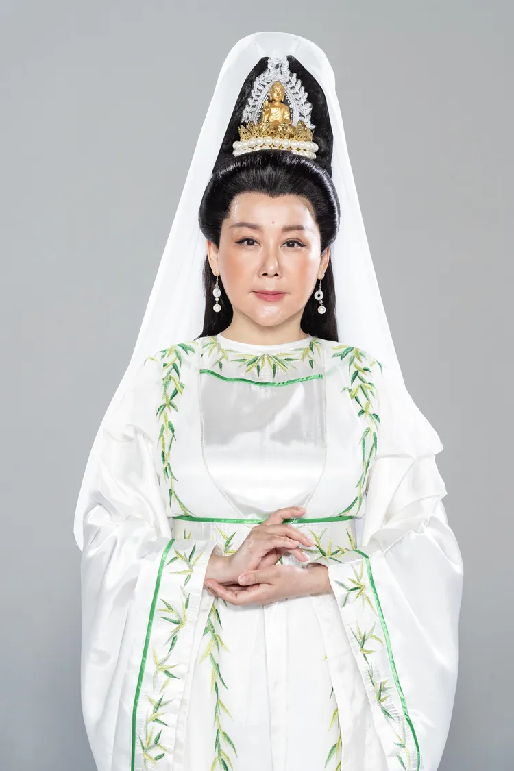 藍心湄透露拍攝前一天特別齋戒、沒有喝酒。公視、禾豐製作提供