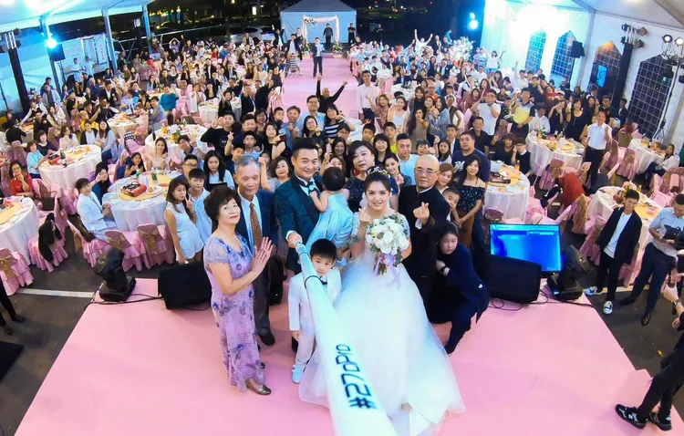 林佑星婚禮當天賓主盡歡。翻攝林佑星臉書