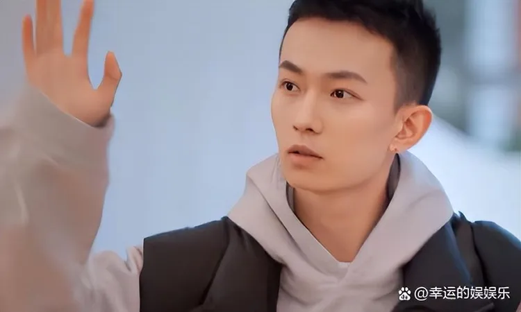 郭熙彧是歐陽娜娜的男閨蜜。翻攝幸運的娛娛樂微博