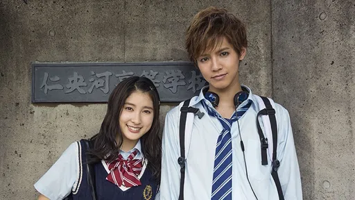 《今際之國》土屋太鳳帶球嫁片寄涼太 新郎被爆酗酒又斷片