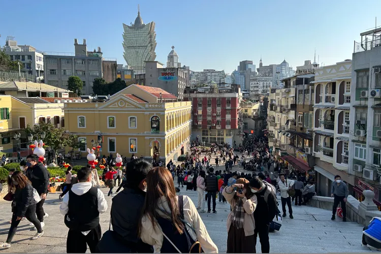 好想去旅行，研究顯示，週休3日可以讓員工工作效率更高，也能創造更高的旅遊產值。路透社