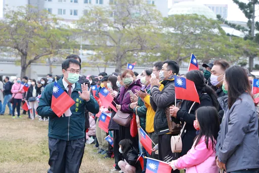 羨慕台南人!黃偉哲發紅包 首購買房送6萬、前二胎獎勵金加到2萬
