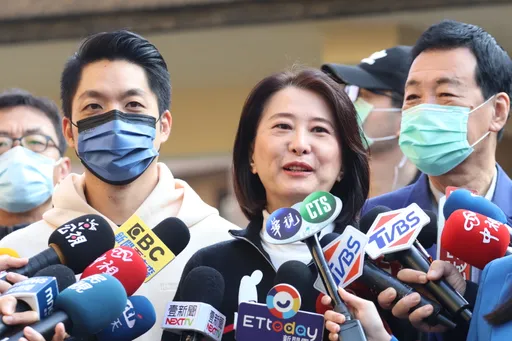 蘇建榮批還稅於民假議題 王鴻薇:任內多少錢還債?高談闊論笑死人