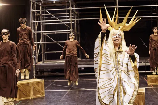 伍佰歌劇延8個月終於開演  燒5千萬首唱下午場