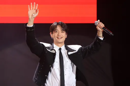 SHINee珉豪寶島開工笑納1200萬 化身韓版許光漢告白台粉「想見你」