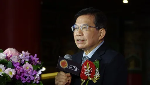 陪小英視察春節路況埋伏筆 「鋼鐵人」王國材穩留交通部長