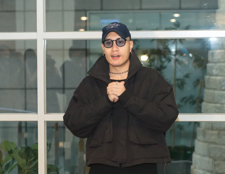 黃宣今到場觀賞。寬宏藝術提供