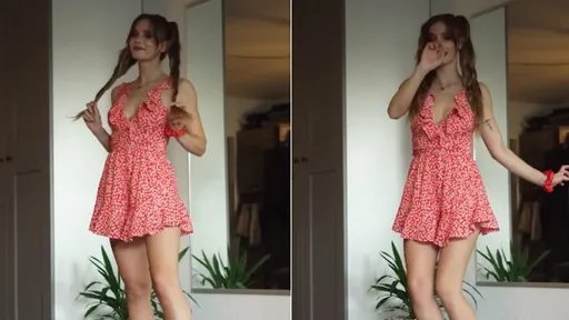 雙馬尾辣妹真的跳得很不錯 唯一缺點就是穿太多