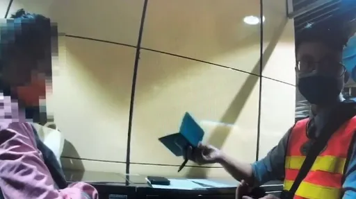 躲捷運站女廁「吞雲吐霧」　新北女遭檢舉！最高可罰1萬元