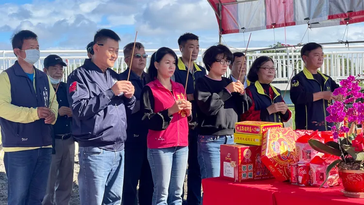 「第一鐵路橋至康樂橋段」的一路通工程動土儀式。古和純攝