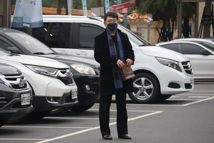 康凱也來送行。彭欣偉攝