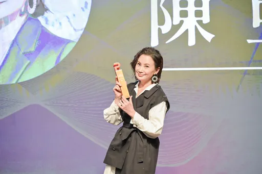 陳亞蘭奪金鐘影帝再添一頭銜 靠3字打遍天下
