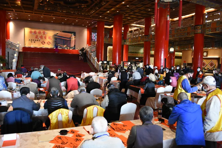 春聯揮毫活動定於1/8下午2點，於圓山大飯店大廳舉行。資料照片，圓山大飯店提供