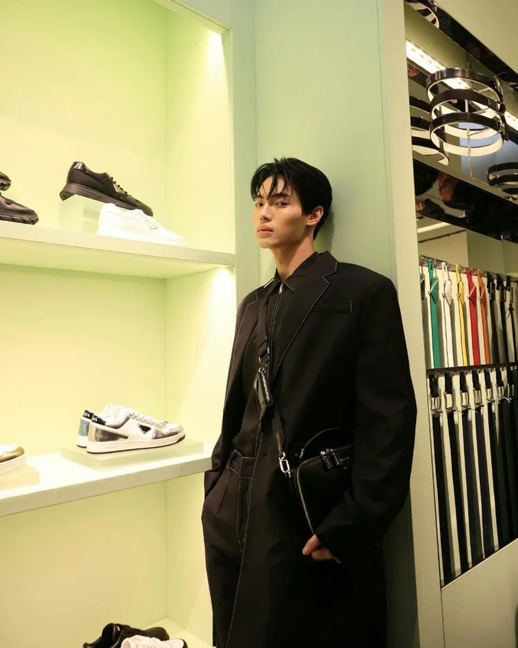 Win在2022年頻繁參與PRADA在泰國的活動，與品牌奠定友好關係。翻攝winmetawin IG
