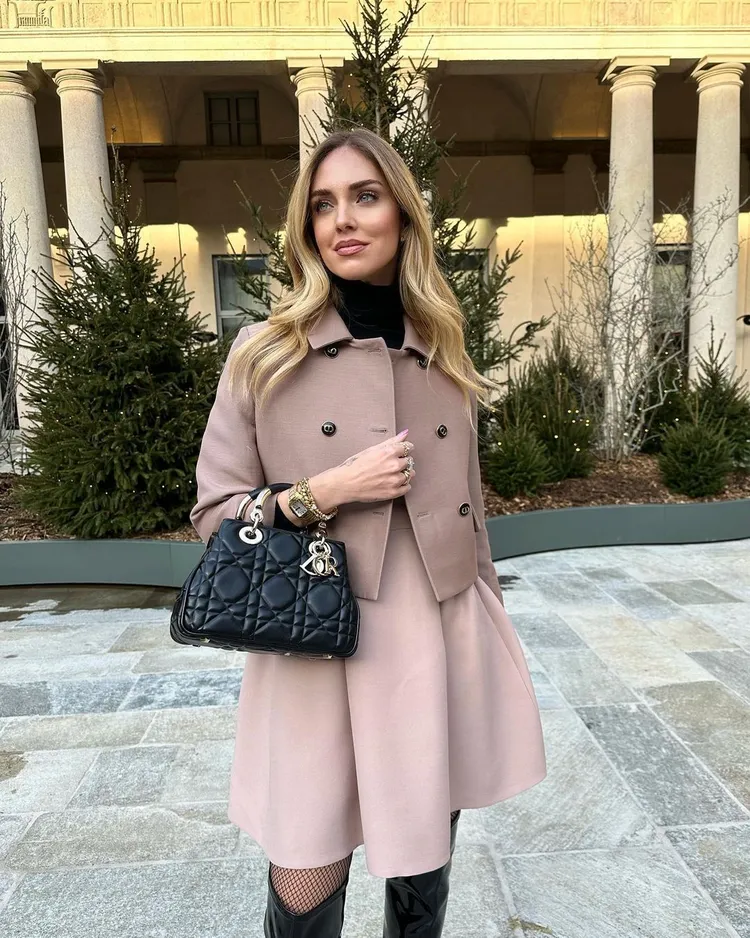 義大利時尚網紅Chiara Ferragni也擁Lady 95.22包亮相。翻攝chiaraferragni IG