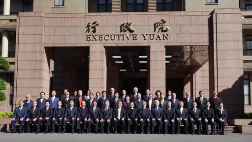 蘇貞昌內閣1478天正式畢業!總辭送閣員「茶壺與茶葉」 寓意曝光