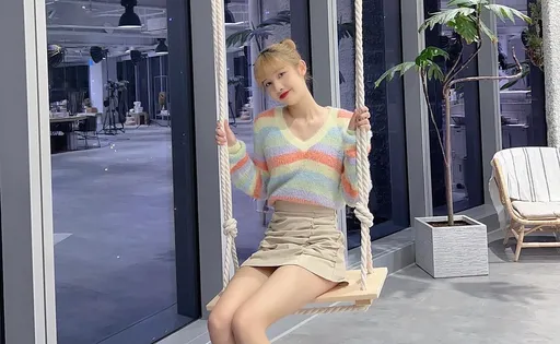 「台版Lisa」韩国受训黑又丑被劝退 菈菈致敬偶像还原度超高缔造420万点击