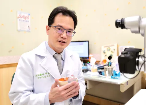 兔年「視視」如意保平安　醫師教你年假護眼妙招