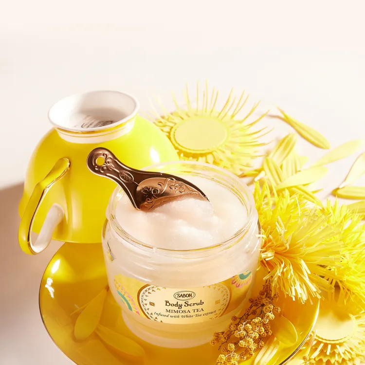 茗金合歡身體磨砂膏，320g／1480元。品牌提供