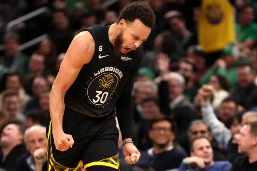 穿柯瑞球衣就是潮！超越詹姆士成全NBA賣最好　掉最快的竟然是他？