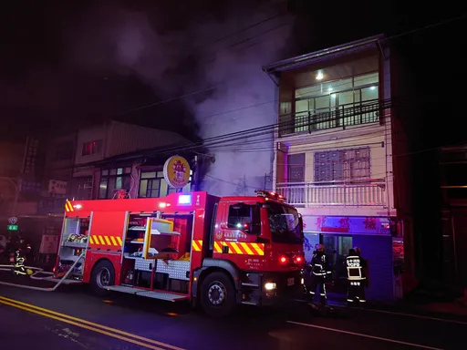 台中民宅暗夜恶火　男女逃生不及酿1死1伤