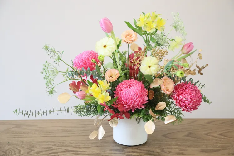 端端特別設計了一束歐式花藝獻給《壹蘋新聞網》讀者。鄭孟晃攝