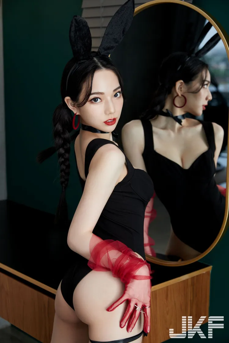 她說想買房不讓自己收入消失。JKF提供