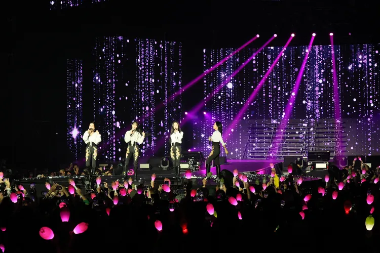 MAMAMOO今晚在國立體育大學綜合體育館開唱，7000人擠爆現場。鄭孟晃攝