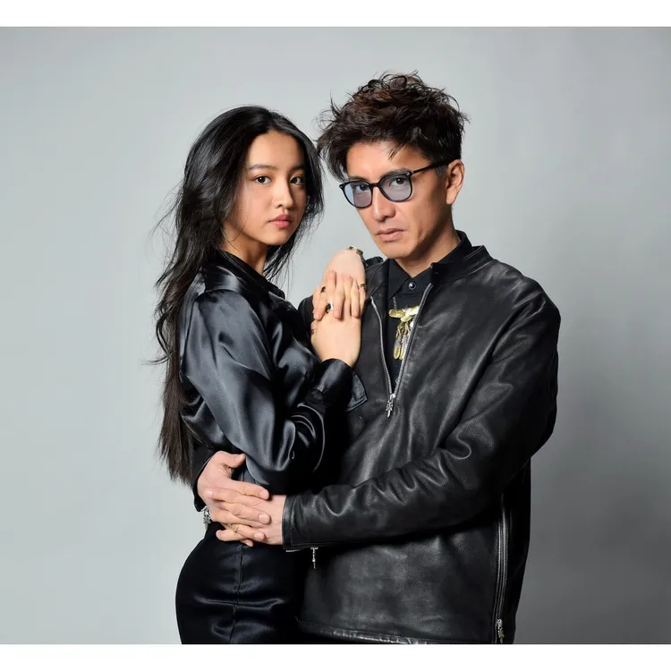 木村光希（左）和爸爸木村拓哉一個模子刻出來。翻攝木村光希IG