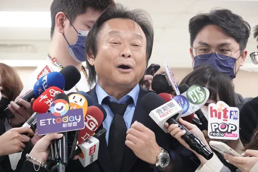 柯黑轉蔣黑！看不慣「萬安」門聯　王世堅：市府可立蔣萬安銅像重振蔣家威風