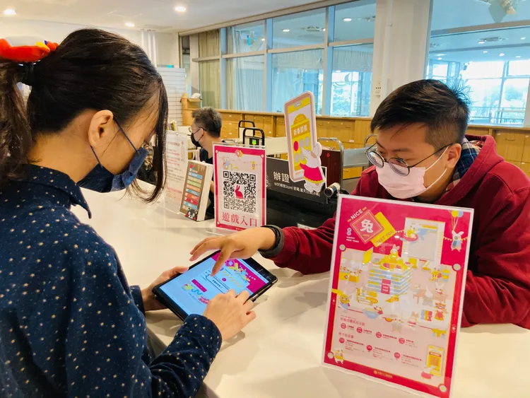 1月22日至1月29日(初一至初八)到高市圖借閱滿冊即能參加「集字闖關活動」。文化局提供