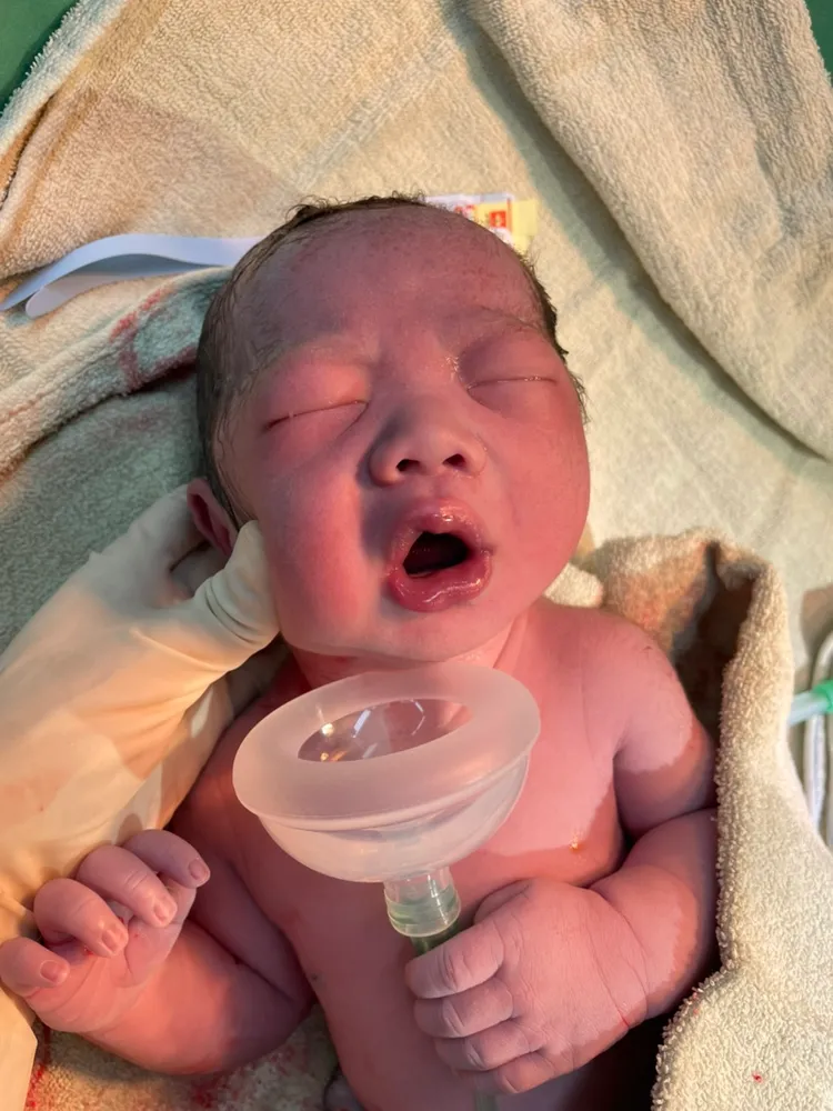 茂盛醫院今年第一個元旦寶寶是3700公克的小壯丁。茂盛醫院提供