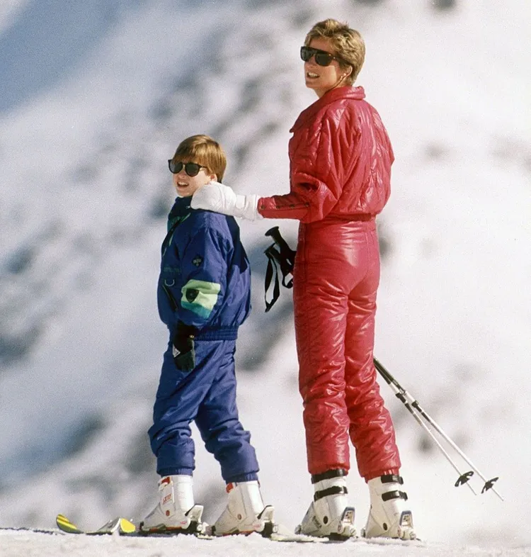 英國黛安娜王妃生前去滑雪時就常穿著PERFECT MOMENT的滑雪衣現身。翻攝perfectmomentsports IG
