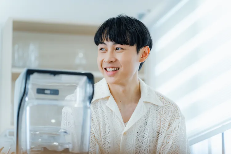 顏佑庭外出實習回歸。好看娛樂提供