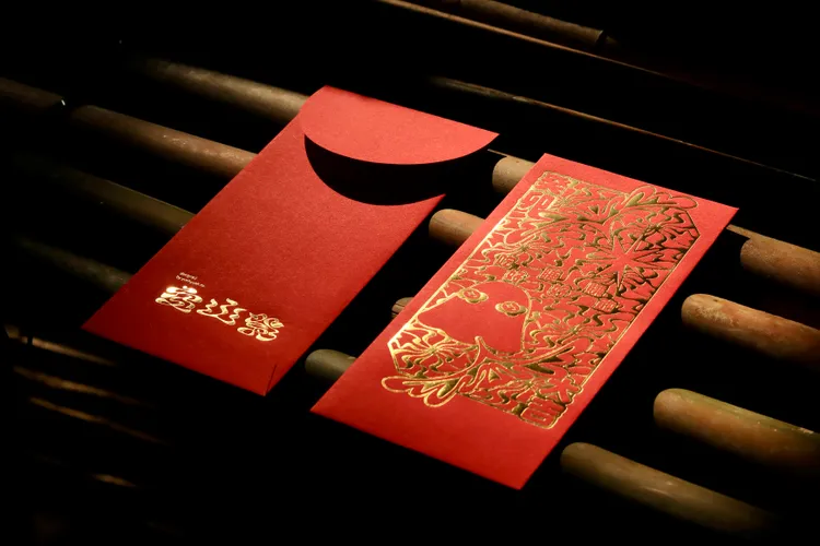 應景紅包袋相當特別。文化局提供