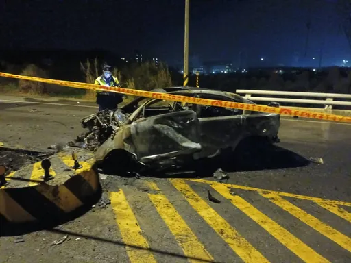 台15線楊梅路段火燒車 駕駛逃生不及葬身火海