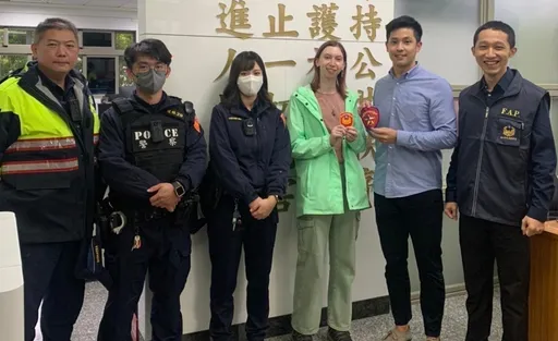 美國女孩跑到萬華警分局做這事　另類國民外交！圓了警父「文化交流夢」