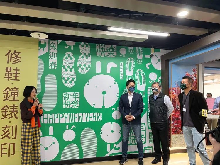 蔣萬安參觀市政大樓B2美食區換新裝。劉彥宜攝