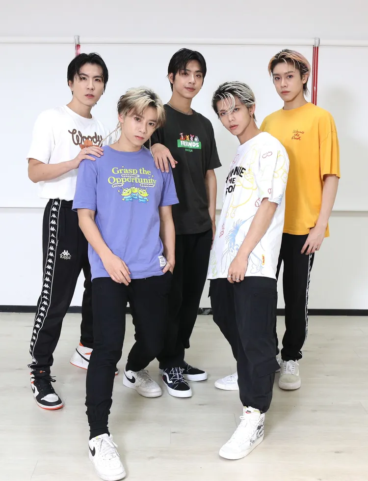 ALL IN 5隊長承恩（左起）、哲瑋、裕城、傑銘與柏安工作忙到沒時間談戀愛。陳明中攝