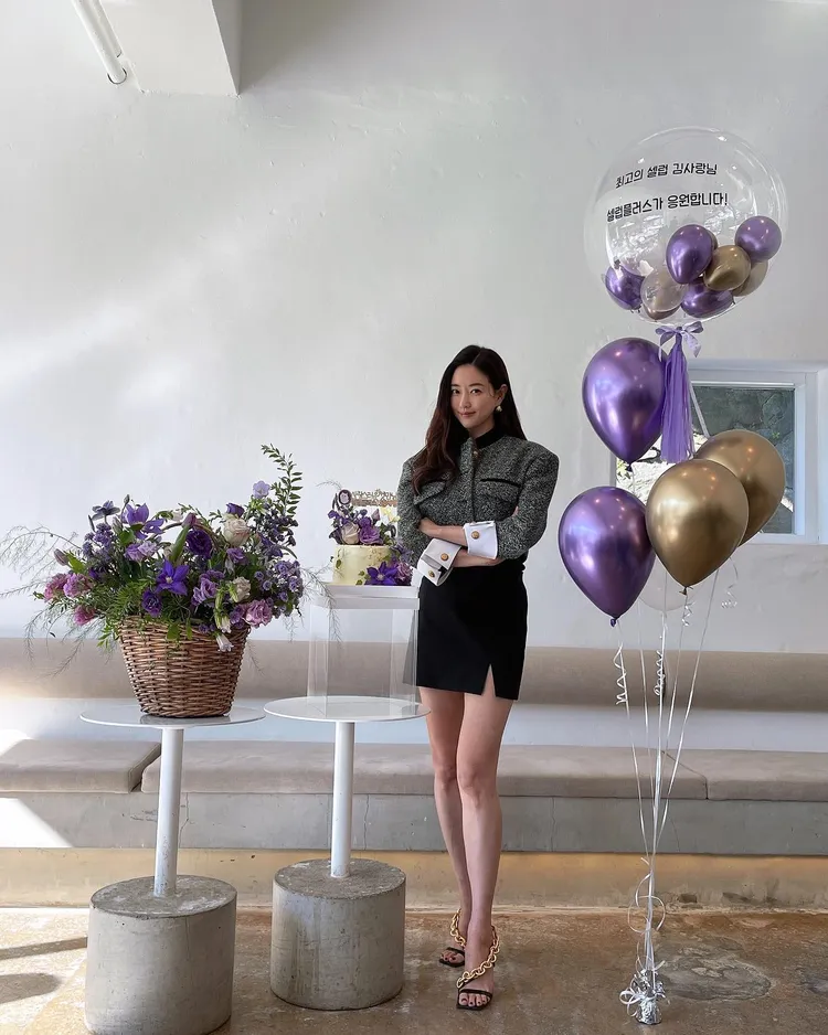 金思朗身材火辣纖細，始終讓人有女神的感覺。翻攝金思朗IG