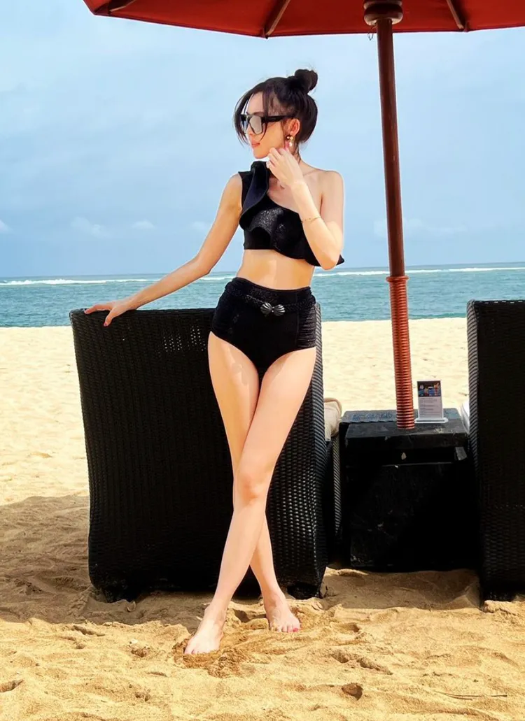 陳若儀放送泳裝照。翻攝陳若儀IG