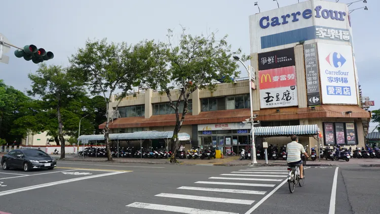 該筆資產以從南和興產移轉到豐邑機構，未來規劃河岸首排住宅，房價可能挑戰6字頭行情。葉家銘攝