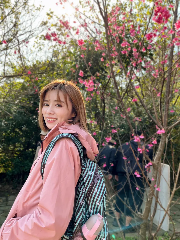 王瞳露出招牌笑容。民視提供