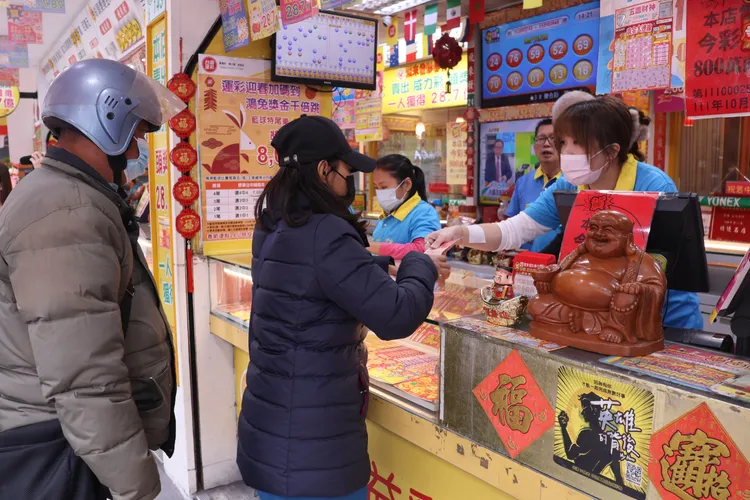 春節大紅包剩餘79。示意圖，彭欣偉攝